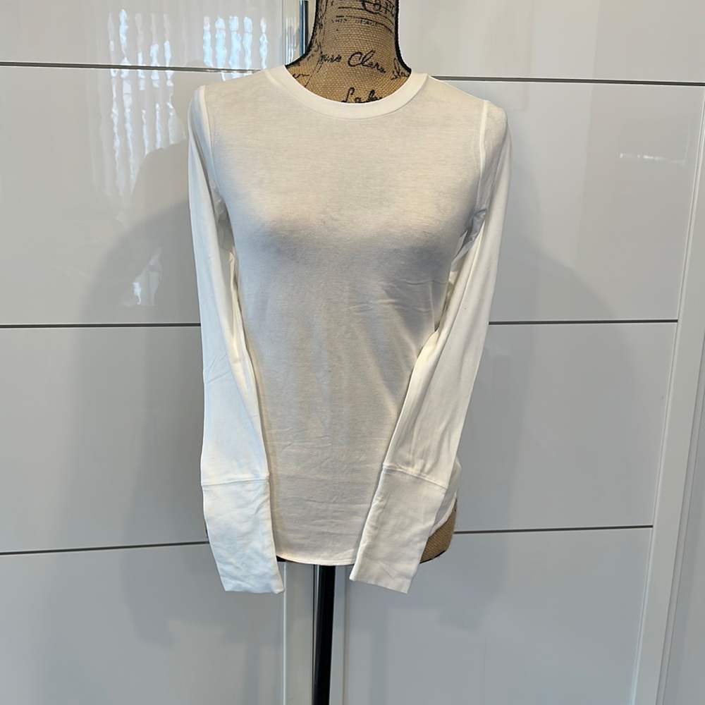 NWT Gap long sleeve top